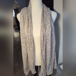 Source Unknown Gray Floral Scarf